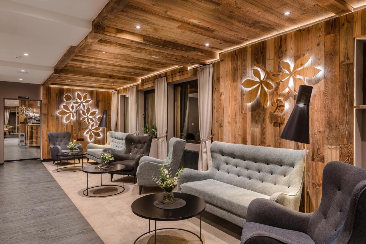 Mondi Hotel Tscherms 外观 照片