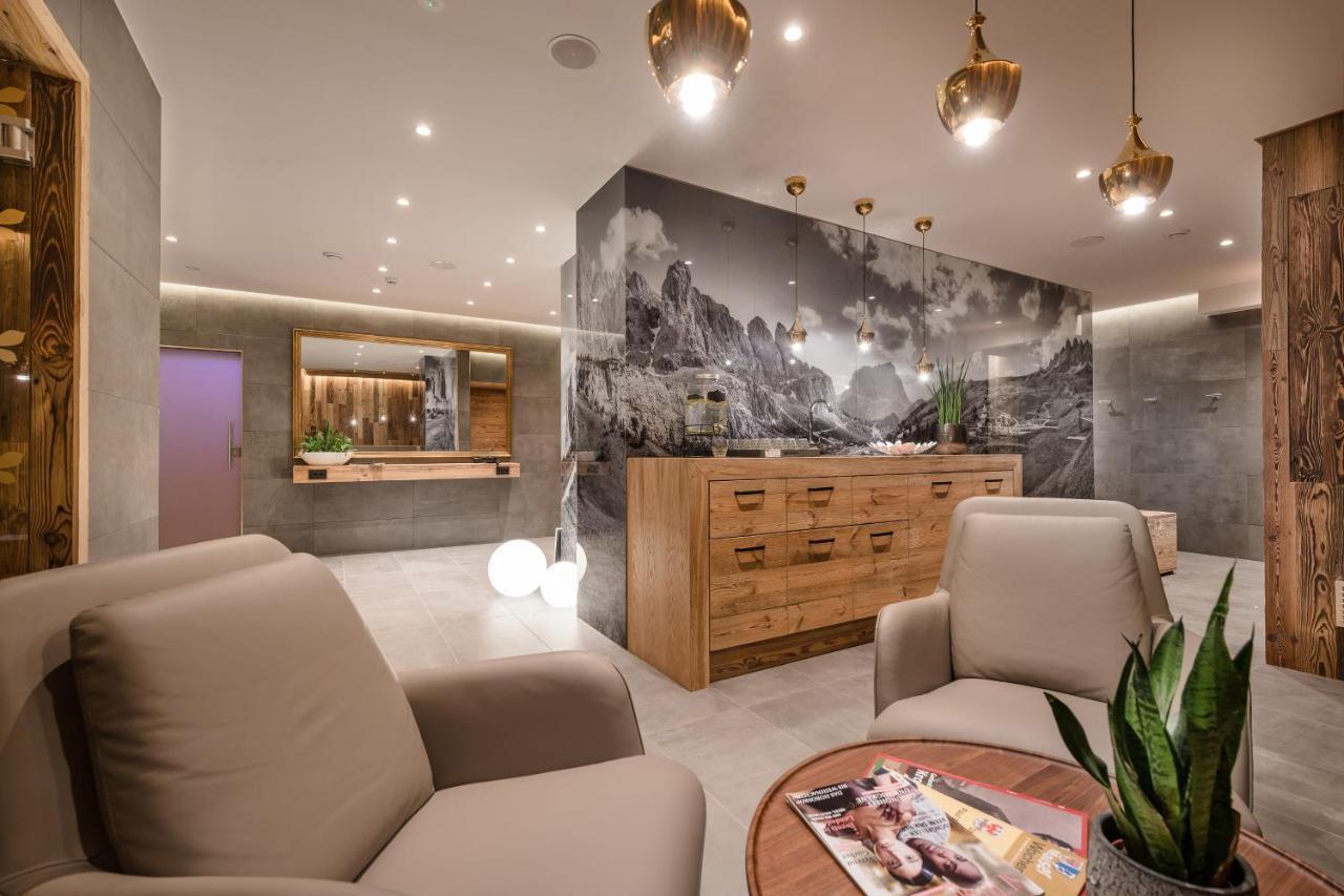 Mondi Hotel Tscherms 外观 照片